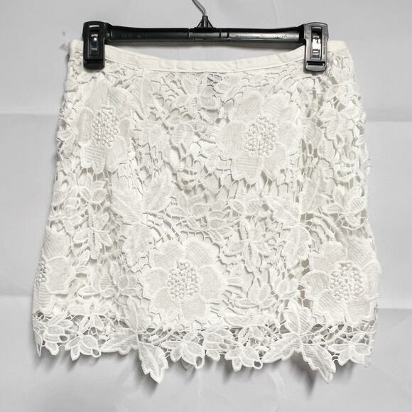 Forever 21 Crochet High Waisted White Skirt Size Small - Picture 2 of 7